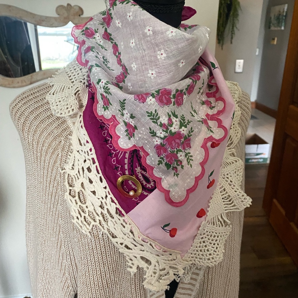 Boho Pink Scarf Handmade Bandana Vintage Hankie Crochet Brooch Lace Neck Head
